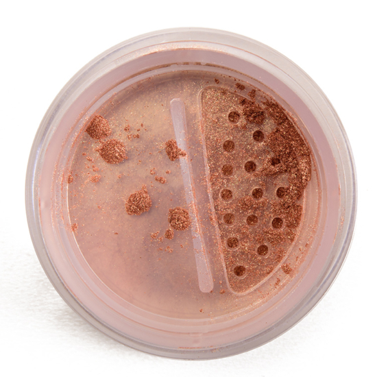 Artist Couture Diamond Glow Powder