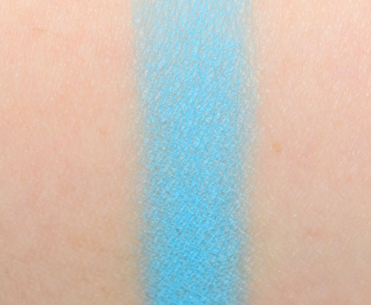 <p class="text-center">MAC At the Turntable Eyeshadow</p>