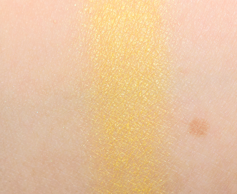 <p class="text-center">MAC Memories of Space Eyeshadow</p>