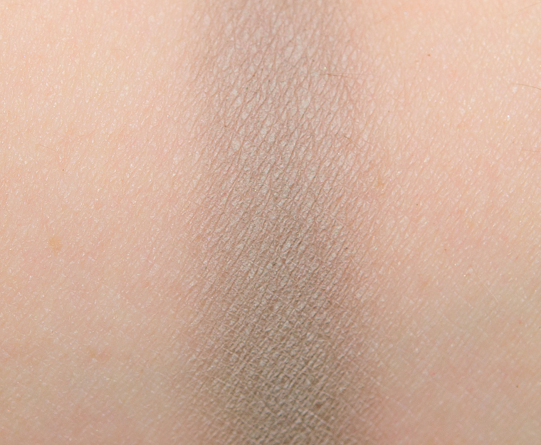 <p class="text-center">MAC Subtly Elegant Eyeshadow</p>