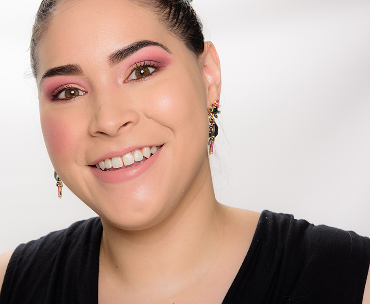 Stila Painted Lady Glitter & Glow Highlighter