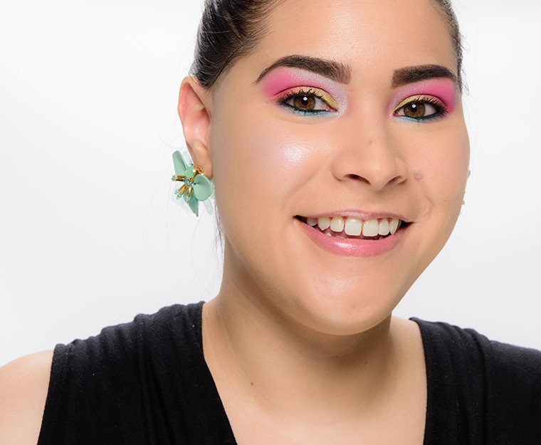 Too Faced Unicorn Tears (Highlighter) Iridescent Mystical Highlighting Powder