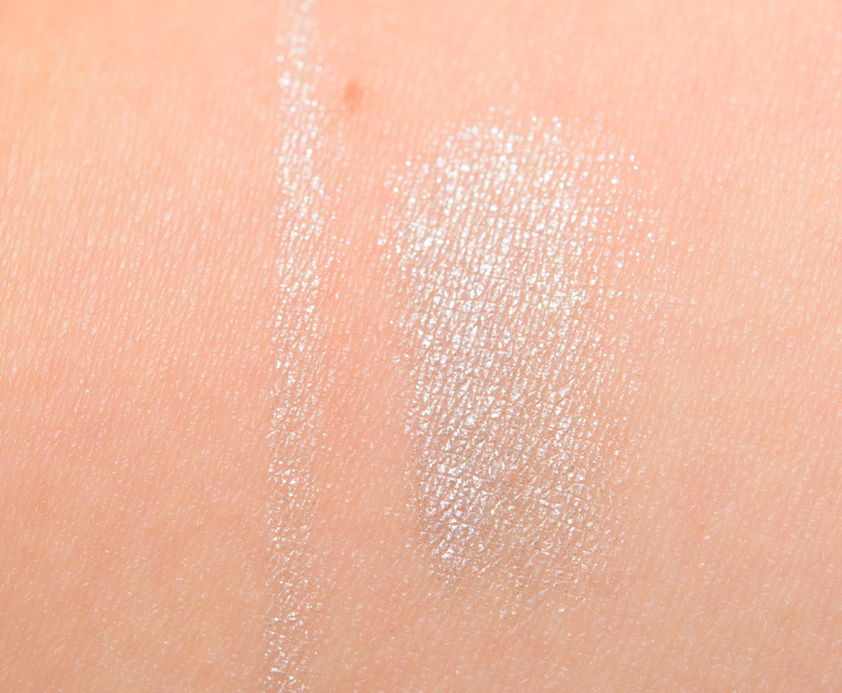 <p class="text-center">MAC Iced Heather Powerpoint Eye Pencil</p>