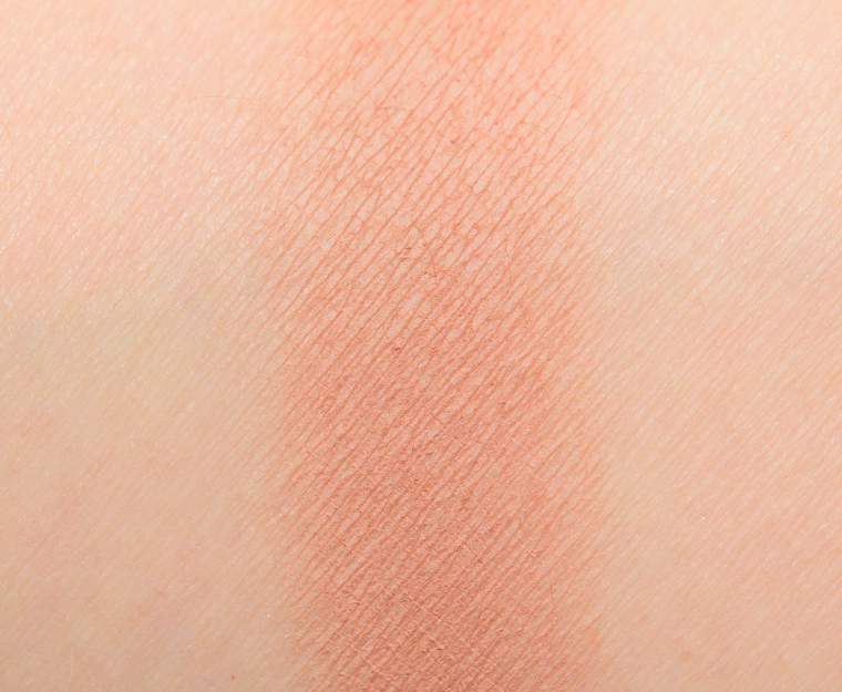 <p class="text-center">MAC Sand and Clay Eyeshadow</p>