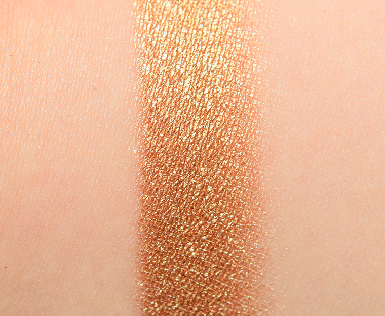 <p class="text-center">Pat McGrath Gold Nectar EYEdols Eyeshadow</p>