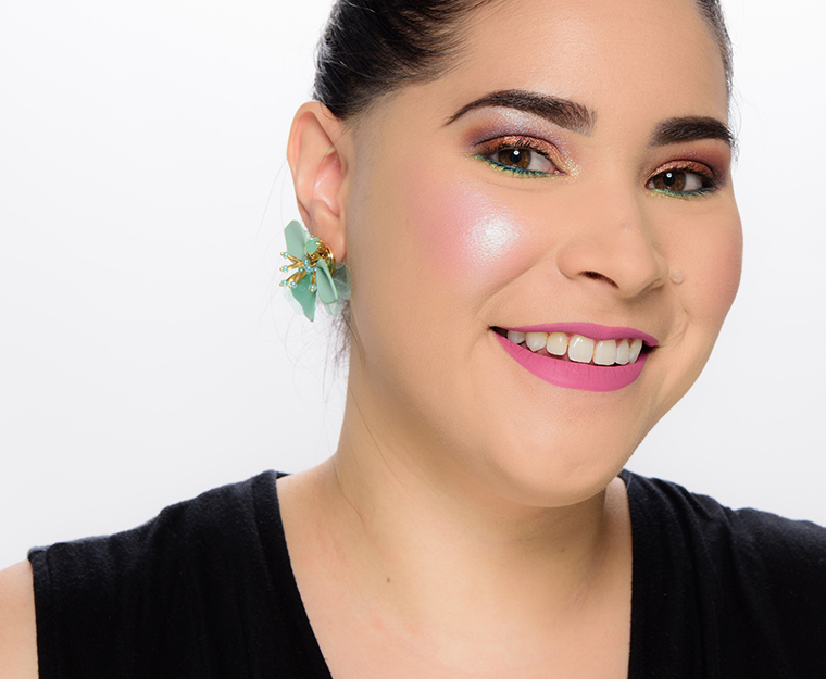 Pretty Vulgar Lilac Lust Shimmering Swan Highlighter
