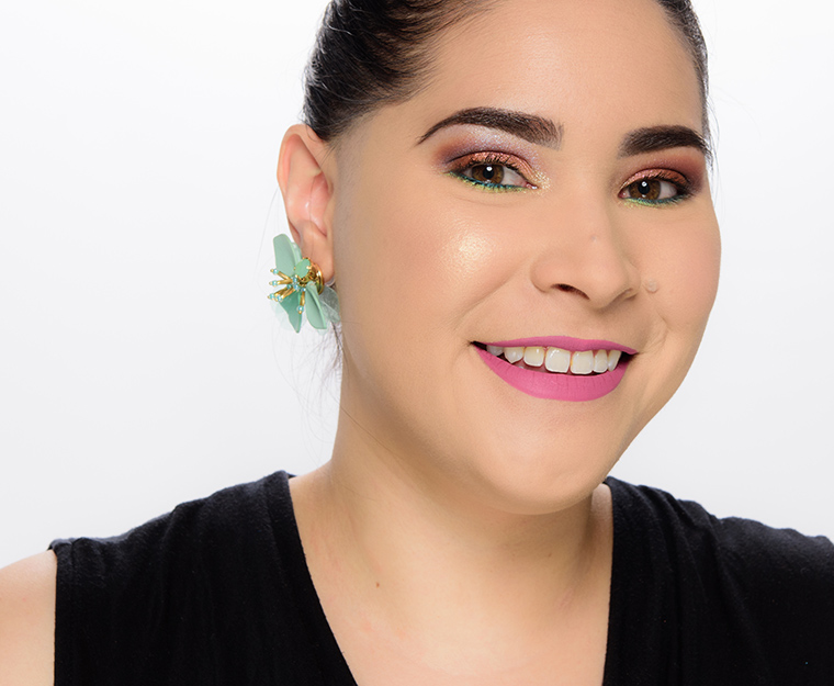 Pretty Vulgar Sparkling Sass Shimmering Swan Highlighter