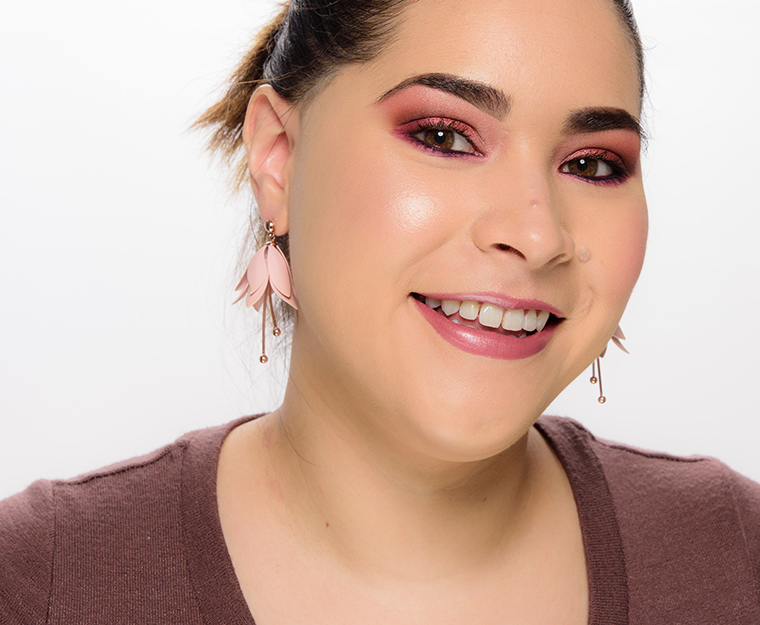 Urban Decay Party Foul Afterglow 8-Hour Powder Highlighter