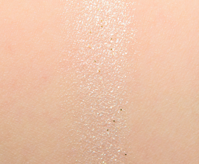 <p class="text-center">Viseart Absinthe #2 Eyeshadow</p>