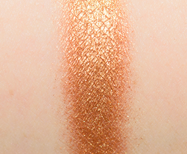 <p class="text-center">Viseart Burnt Gold (Siren #4) Eyeshadow</p>