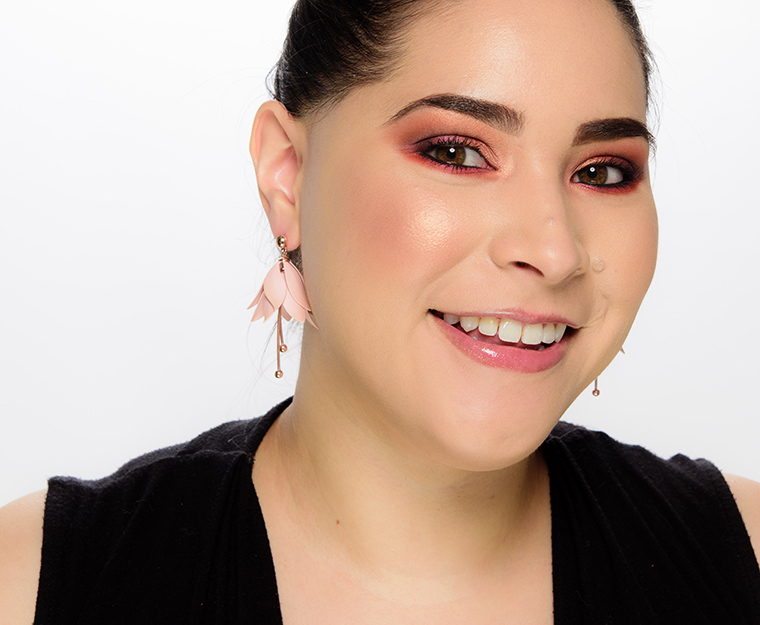 ColourPop Pose Luster Dust Loose Highlighter