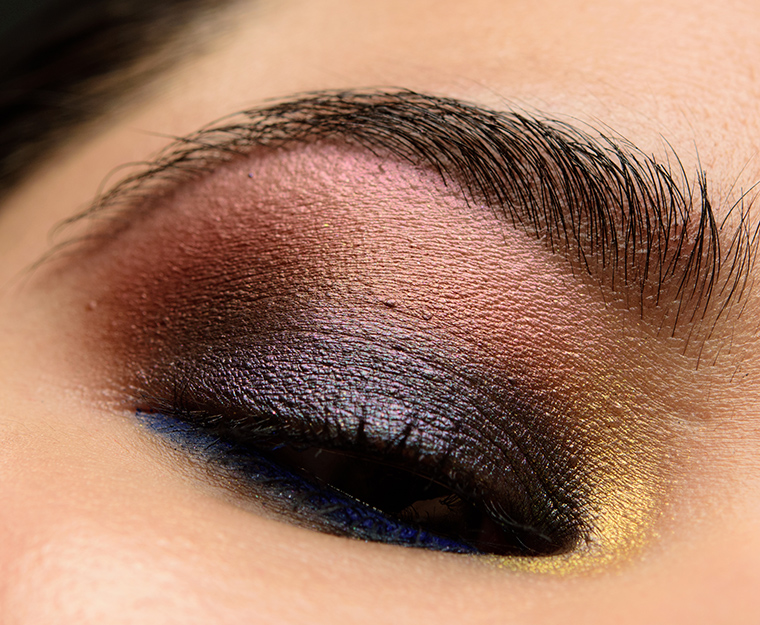Fyrinnae Stained Glass | < a href="https://www.temptalia.com/looks/a-smoldering-green-bronze-eye-look-featuring-fyrinnae/">Look Details, Low light, f/7.1