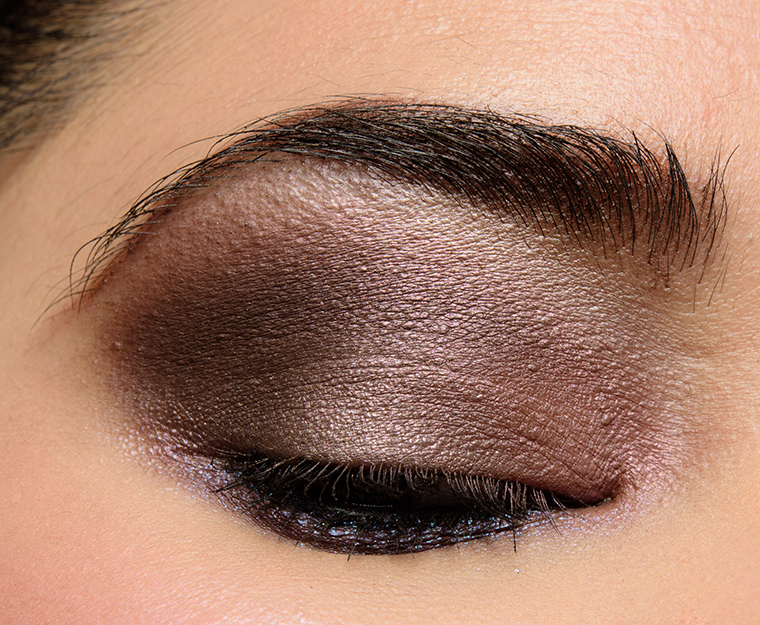 Hourglass Exposure | Look Details