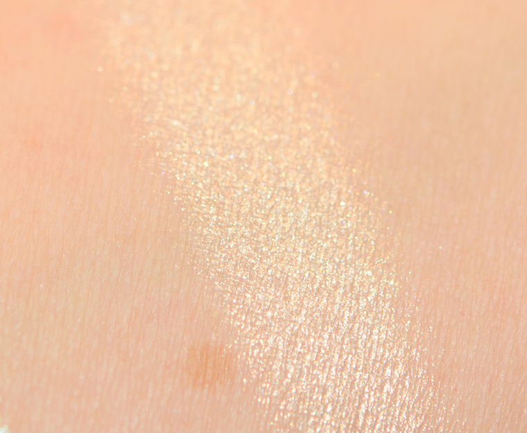 MAC Barely Dressed Mineralize Skinfinish