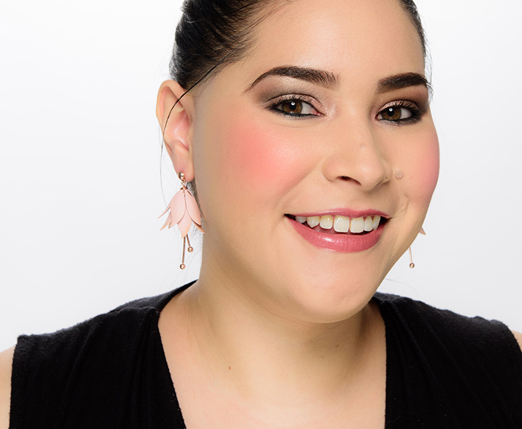 MAC Hey, Coral, Hey Mineralize Blush