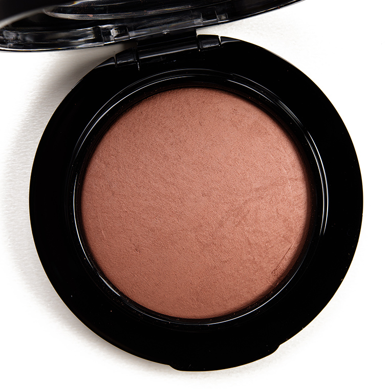 MAC Humour Me Mineralize Blush