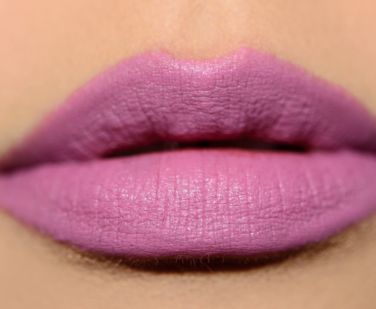 <p class="text-center">MAC Kawaii Party Nicopanda Lipstick</p>