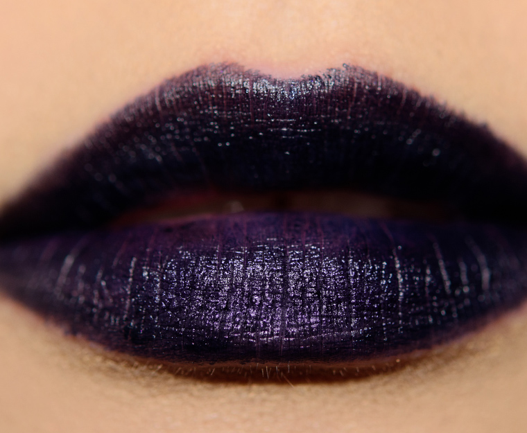 <p class="text-center">MAC Nico Kiss Nicopanda Lipstick</p>