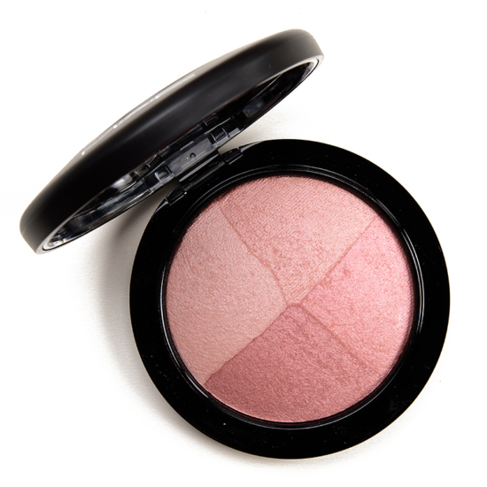 MAC Warm Aura Mineralize Skinfinish