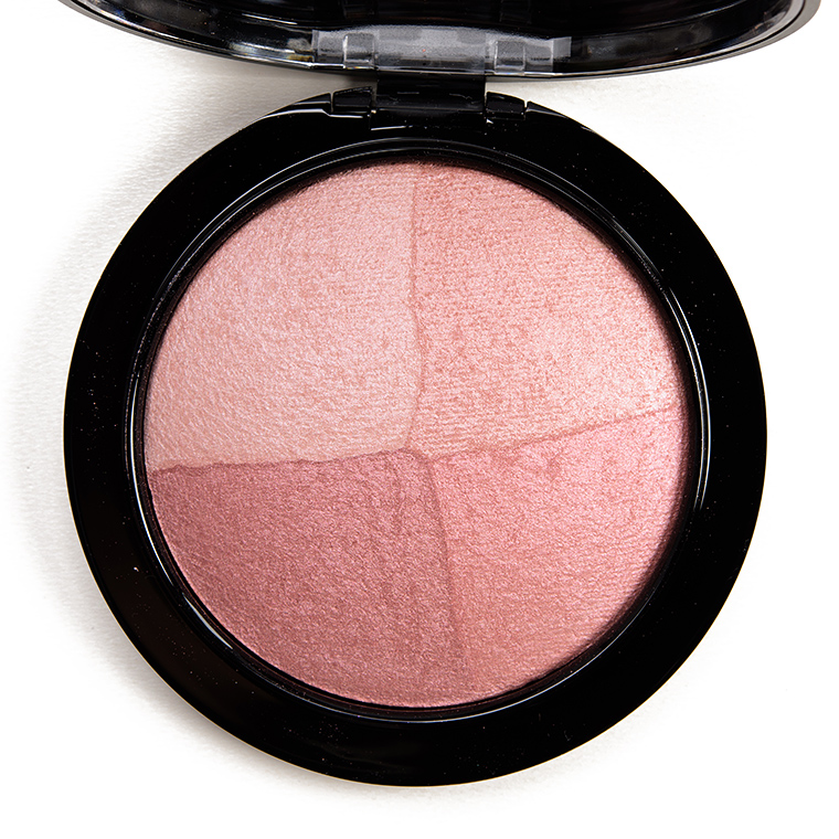 MAC Warm Aura Mineralize Skinfinish