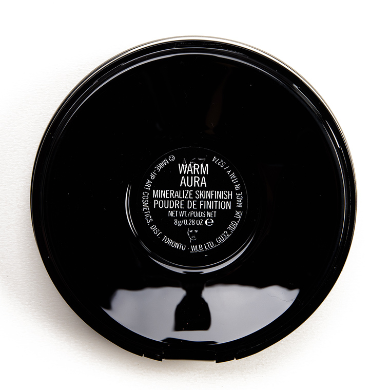 MAC Warm Aura Mineralize Skinfinish