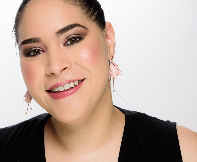 MAC Warm Aura Mineralize Skinfinish