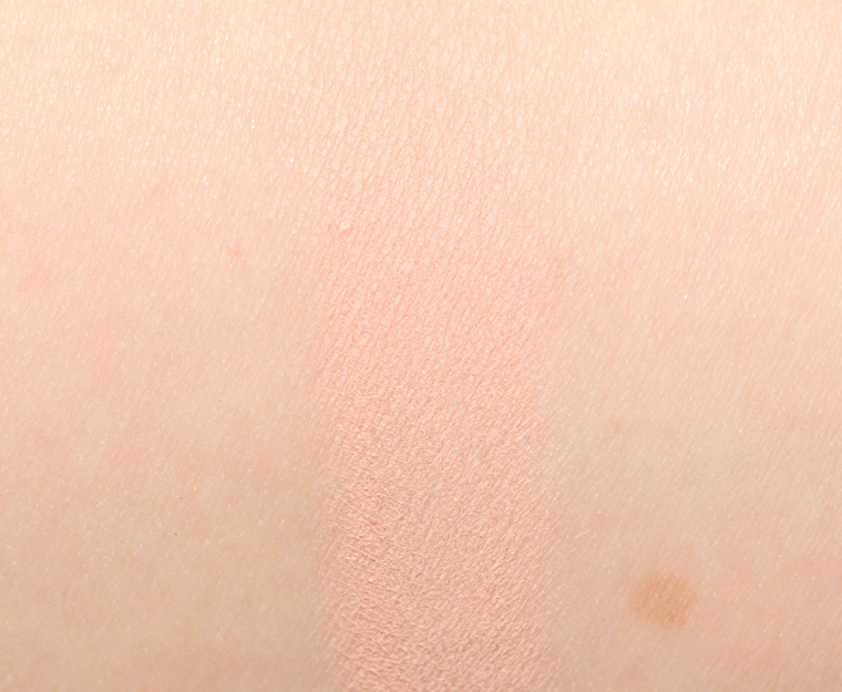 <p class="text-center">Sephora Golden Marshmallow (351) Colorful Eyeshadow</p>