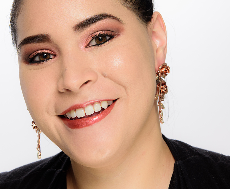 Smashbox Gold Glitz Petal Metal Shimmer Drops
