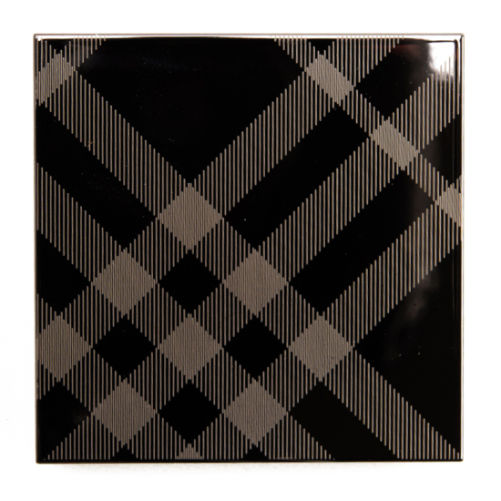 Burberry Dark Earthy Light Glow Natural Blush