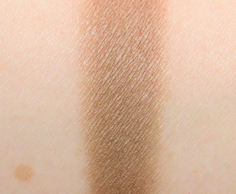 Chanel Deep #4 Les Beiges Healthy Glow Eyeshadow