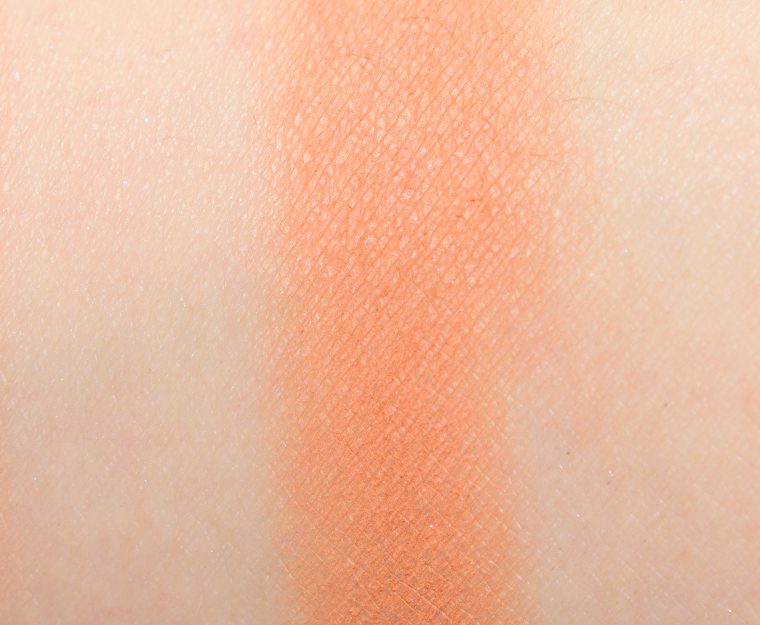 Huda Beauty Coral #6 Eyeshadow