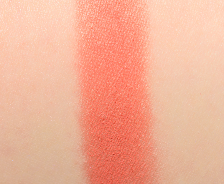 Huda Beauty Coral #8 Eyeshadow