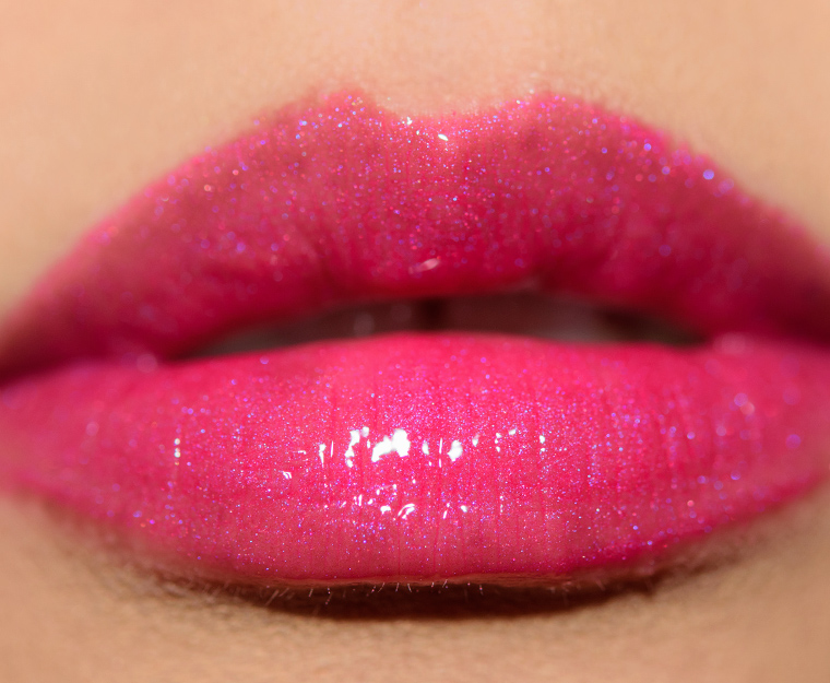 <p class="text-center">MAC Treasure Beach Lipglass</p>