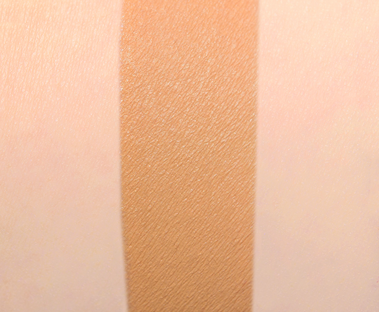<p class="text-center">ColourPop Medium Dark 120 No Filter Foundation</p>