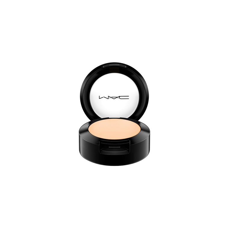 MAC NC20 Studio Finish SPF 35