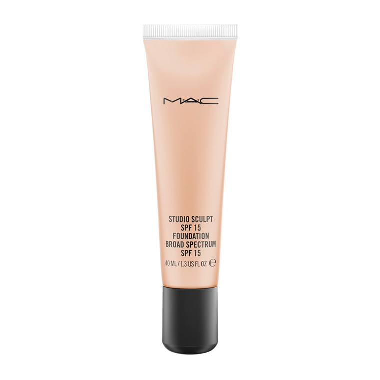 MAC NW25 Studio Sculpt SPF 15 Liquid Foundation