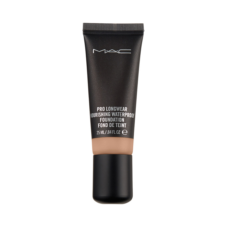 MAC NC25 Pro Longwear Nourishing Waterproof Foundation