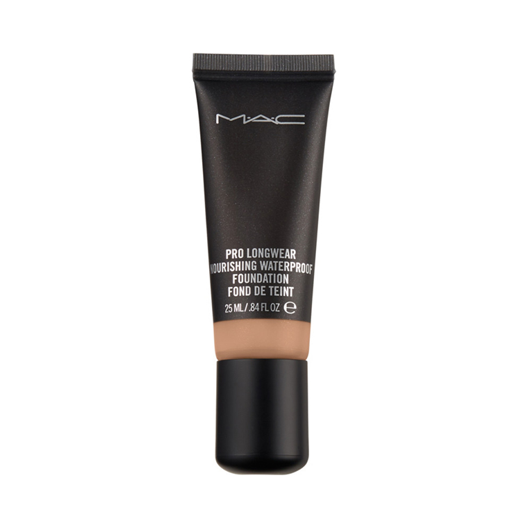 MAC NW25 Pro Longwear Nourishing Waterproof Foundation