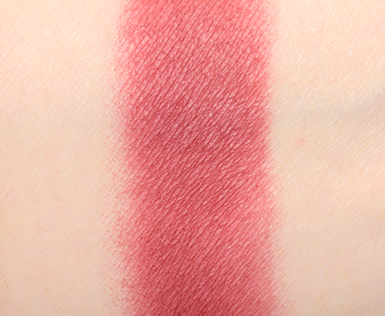 <p class="text-center">NABLA Cosmetics Fahrenheit Super Matte Eyeshadow</p>