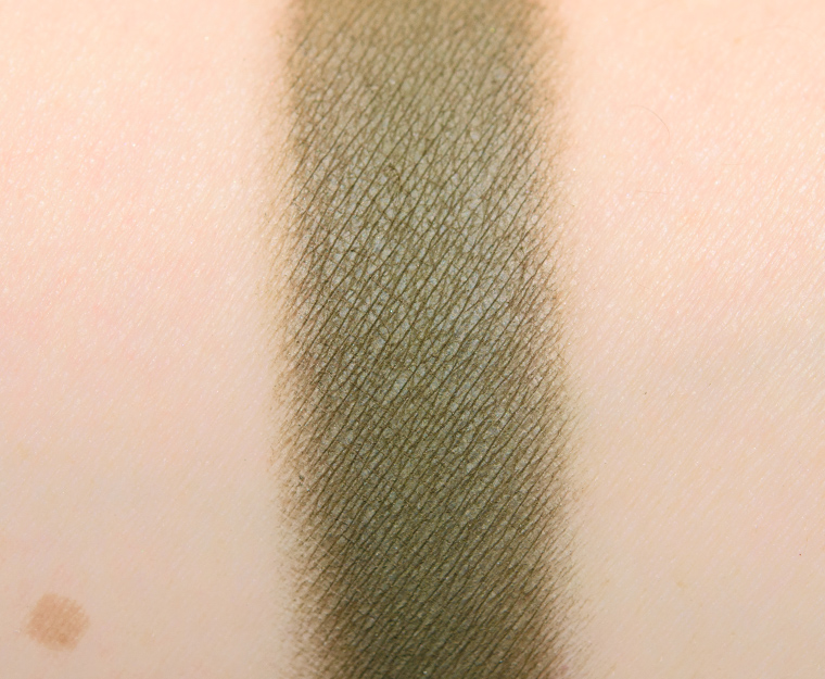 <p class="text-center">NABLA Cosmetics Radikal Super Matte Eyeshadow</p>