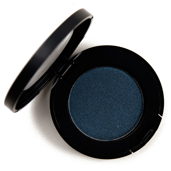 NABLA Cosmetics Satin Eyeshadow Under Pressure