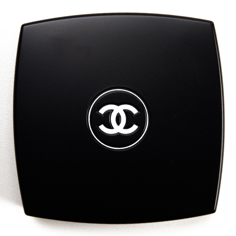 Chanel Quiet Revolution (312) Les 4 Ombres Multi-Effect Quadra Eyeshadow