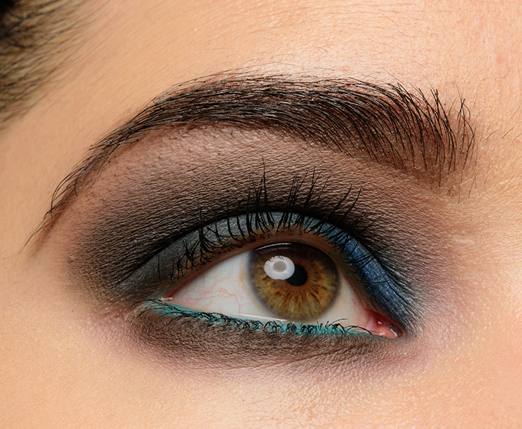Chanel Clair-Obscur / Quiet Revolution Quads | Look Details