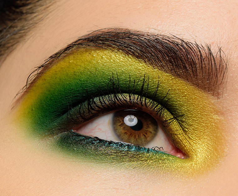 Coloured Raine Vivid Pigments & Eyeshadows | Look Details