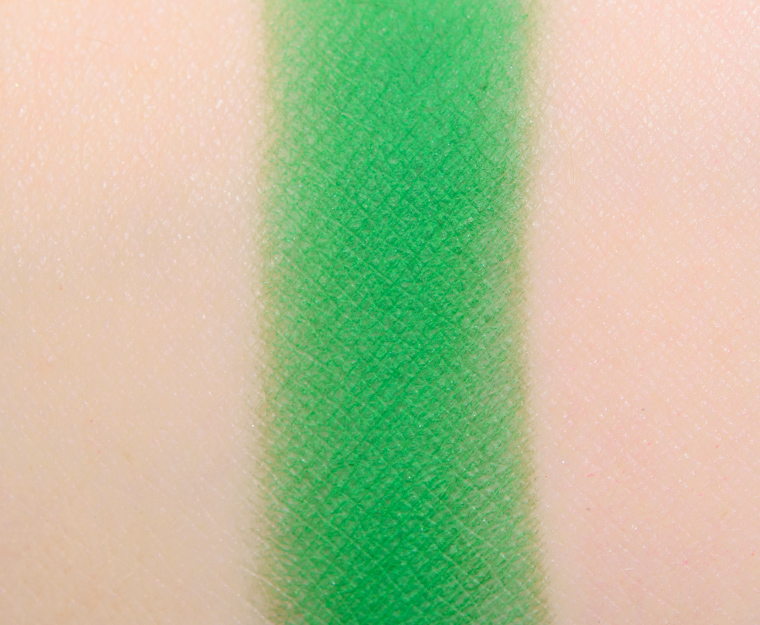 <p class="text-center">Coloured Raine Level Up Vivid Pigment</p>