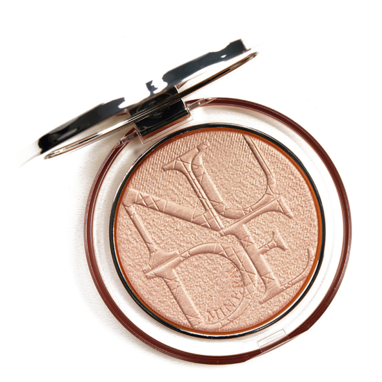 Dior DiorSkin Nude Luminizer Nude Glow (001)