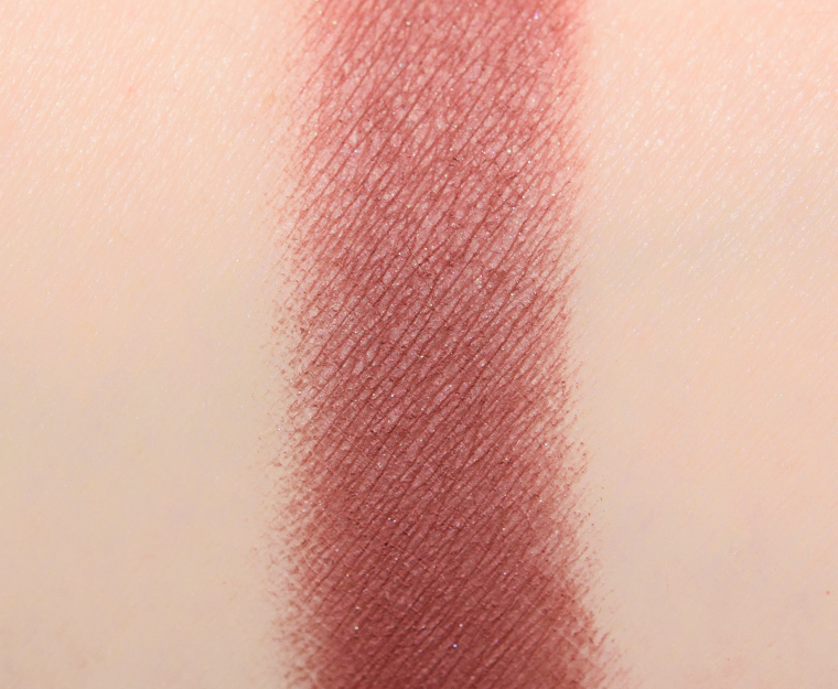 <p class="text-center">Fenty Beauty Spice Trip Eyeshadow</p>