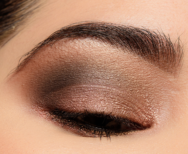 Hourglass Scattered Light Eyeshadows | Look Details