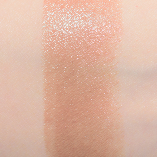 L'Oreal Dazzling Doe Colour Riche Shine Lipstick