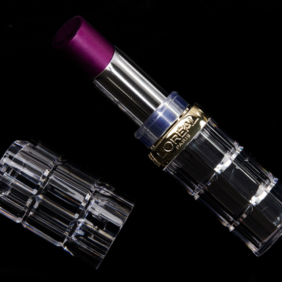 L'Oreal Gleaming Plum Colour Riche Shine Lipstick